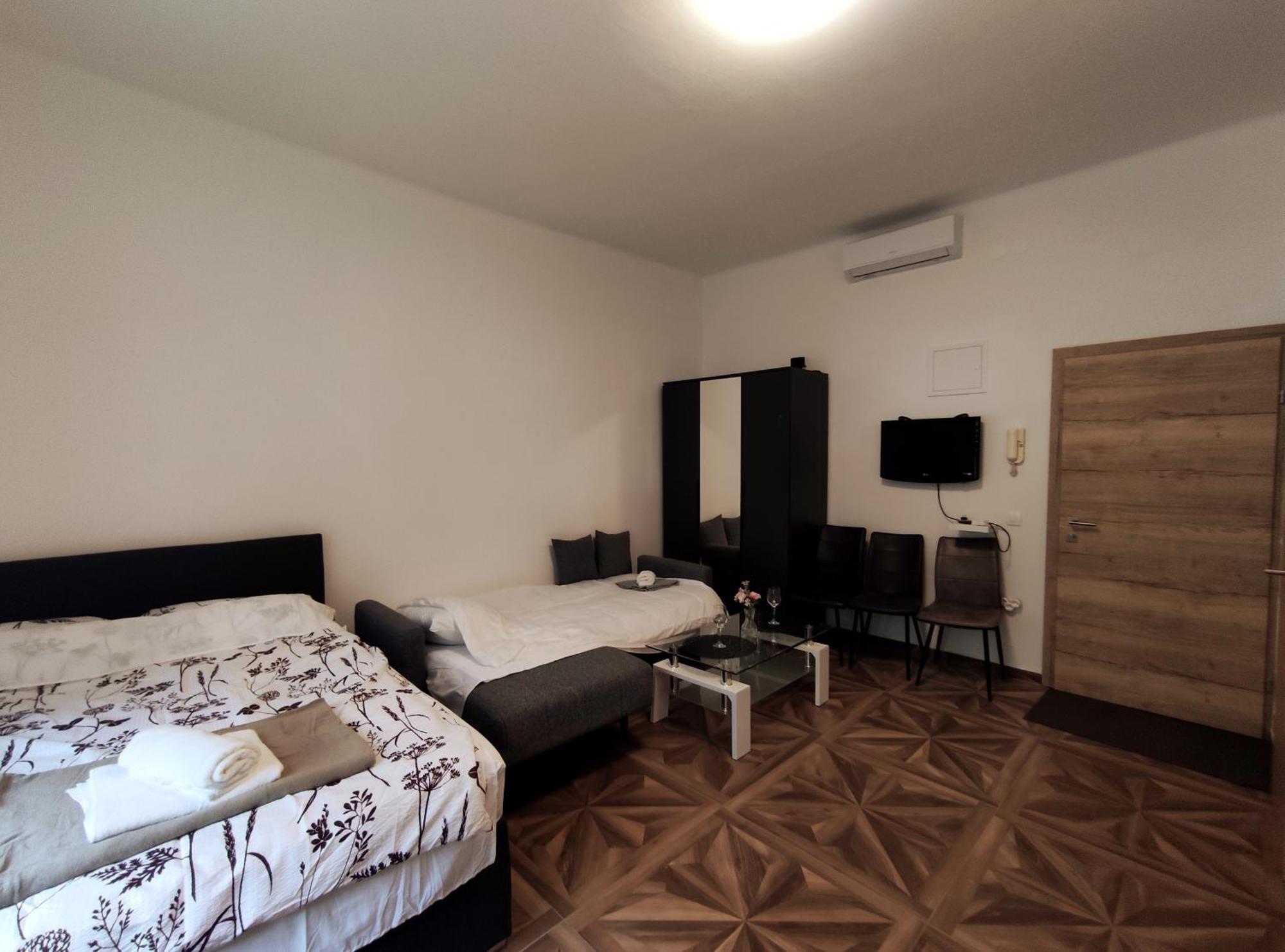 Vs Apartman *